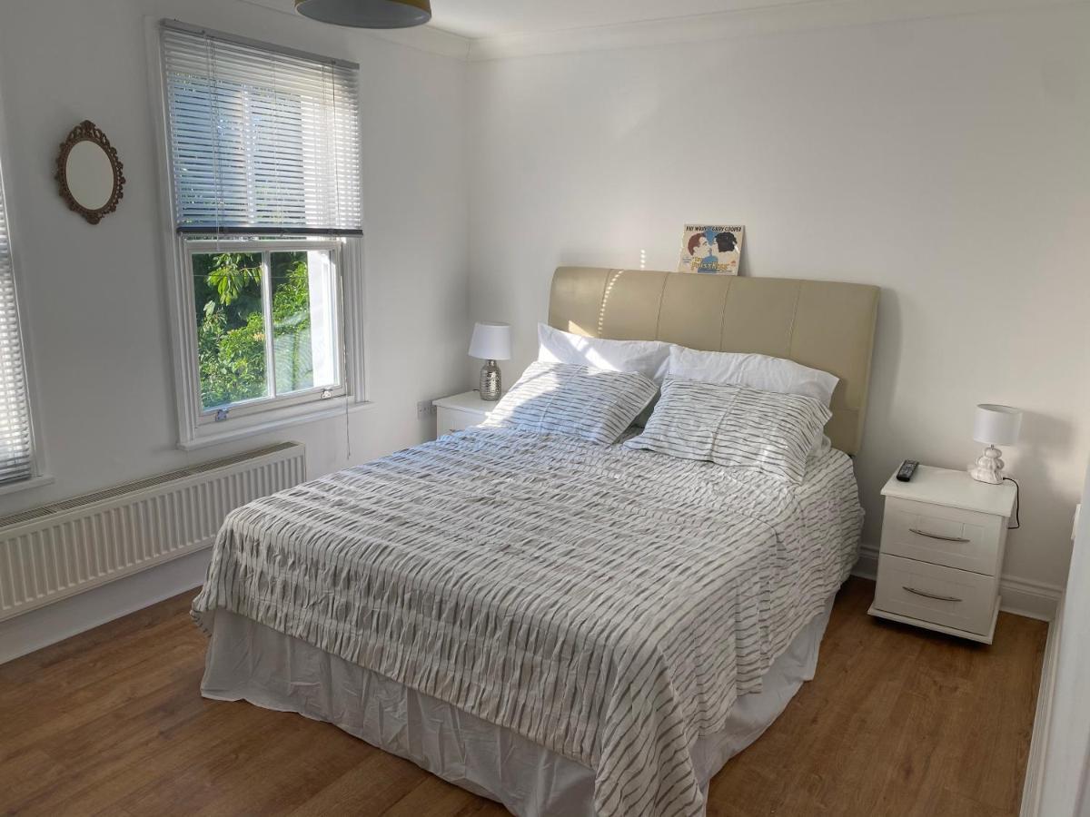 Modern Coastal Cottage 5 Minutes From The Ocean -Pet Friendly Ramsgate Exterior photo
