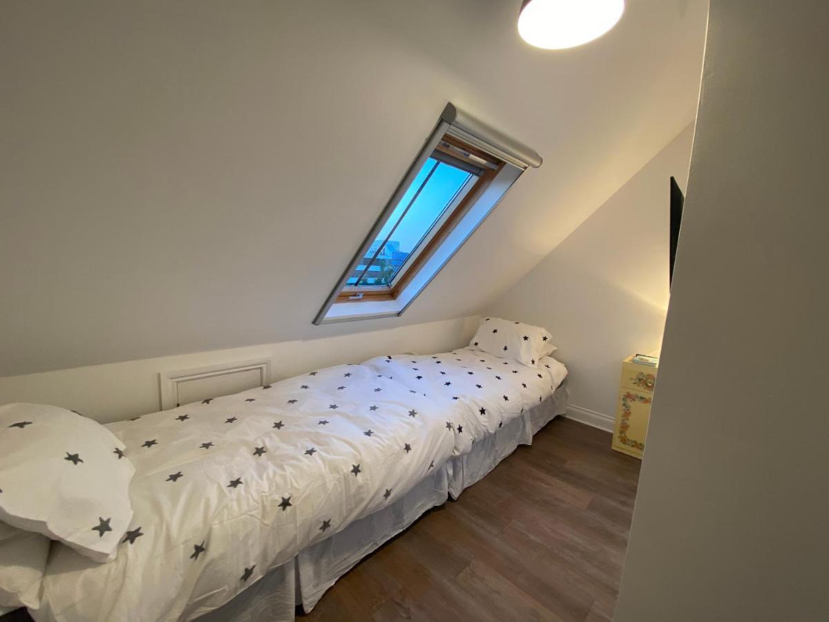 Modern Coastal Cottage 5 Minutes From The Ocean -Pet Friendly Ramsgate Exterior photo